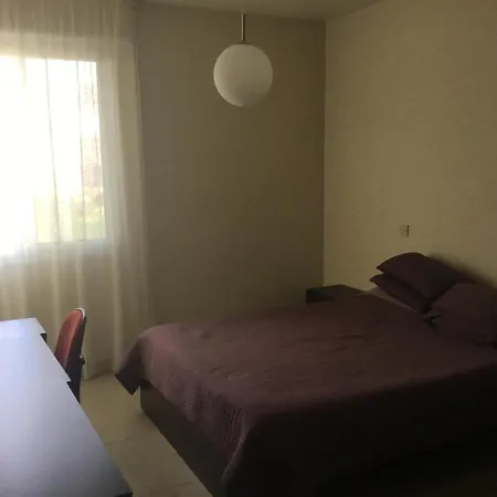 Cosy Near Corallia Beach *