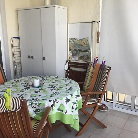 Cosy Near Corallia Beach