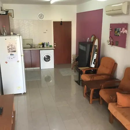 Διαμέρισμα Cosy Near Corallia Beach *