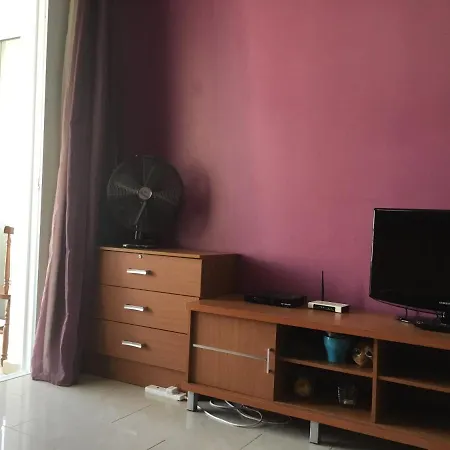 Διαμέρισμα Cosy Near Corallia Beach