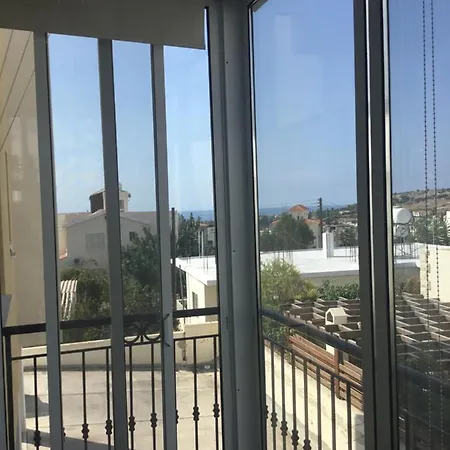 Cosy Near Corallia Beach Appartement Peyia
